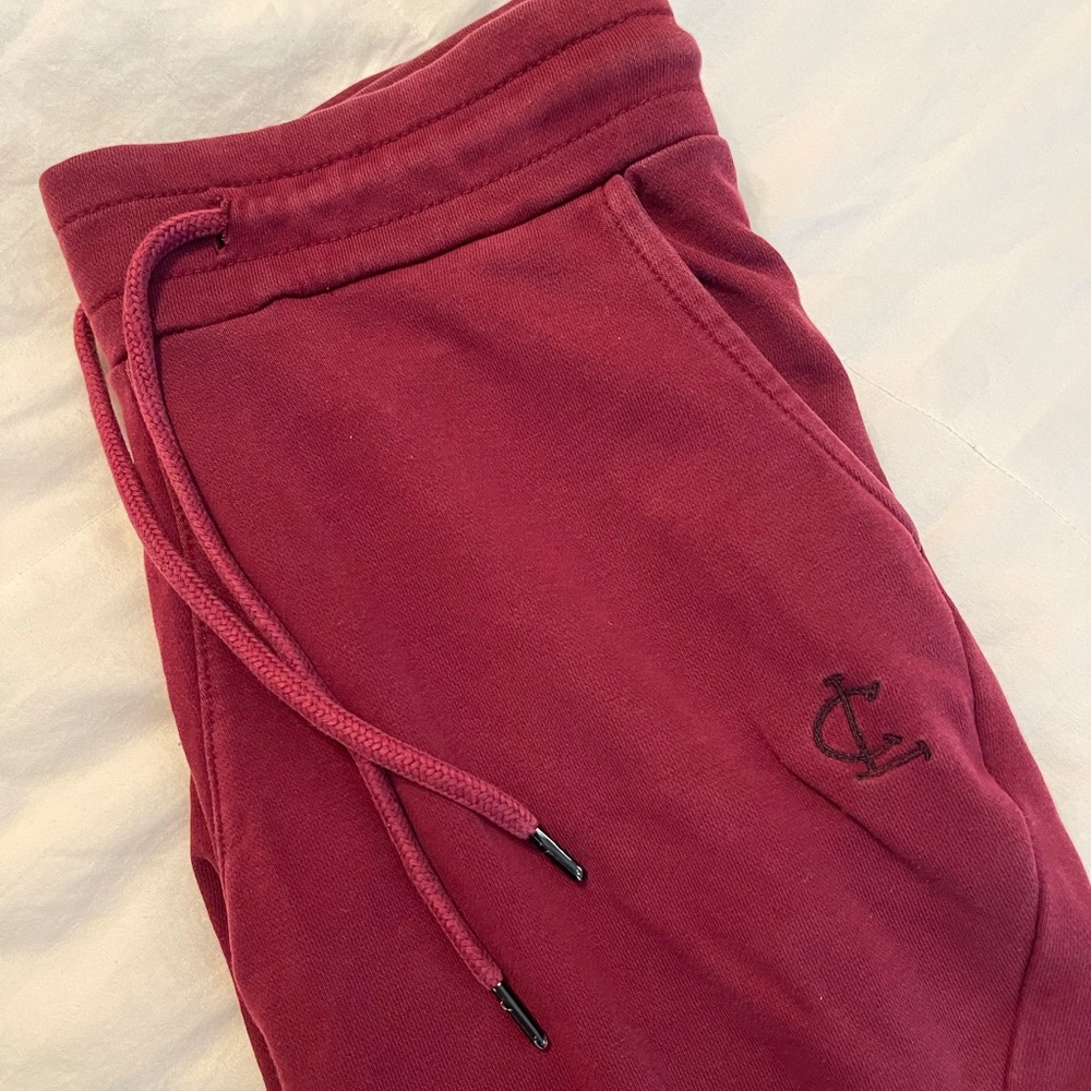 Clifford Lenox Foundation Jogger